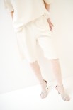BERMUDA CON ELASTICO PANNA