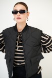 GILET OVER IMBOTTITO CON TASCONI DAVANTI NERO