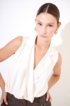 BLUSA COLLETTO SMANICATA BURRO