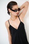 ABITO CON PIZZO IN TINTA NERO