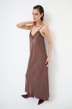 ABITO CON PIZZO IN TINTA MORO