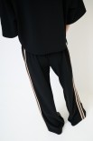 PANTALONE DRITTO CON BANDE E ELASTICO NERO