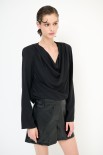 BLUSA CON GRONDA E SPALLINE NERO