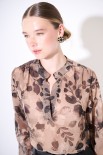 BLUSA AMPIA CON SCOLLO V SOVRAPPOSTO STAMPA BEIGE