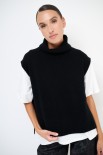 GILET COLLO ALTO CON SPACCHI LANA CACHEMIRE NERO