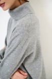 MAGLIA COLLO ALTO MICROPAILLETTES LANA CACHEMIRE GRIGIO MEDIO