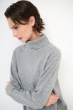 MAGLIA COLLO ALTO MICROPAILLETTES LANA CACHEMIRE GRIGIO MEDIO