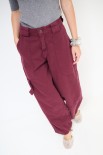 PANTALONE TASCONI DETTAGLIO DAVANTI CON PASSANTI LARGHI VINO
