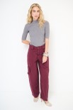 PANTALONE TASCONI DETTAGLIO DAVANTI CON PASSANTI LARGHI VINO
