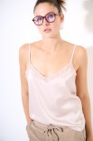 TOP CON PIZZO IN TINTA BEIGE