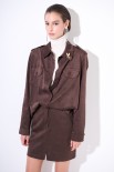 CAMICIA BOTTONI IN TINTA CON SPILLA MORO