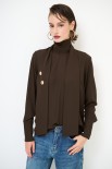 BLUSA CON SCOLLO DT E ORECCHINI MORO