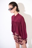 BLUSA CON BRACCIALI MANICHE VINO