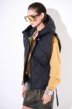 GILET TRAPUNTA CON CAPPUCCIO NERO