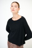 MAGLIA SCATOLINA GIROCOLLO NERO