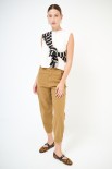PANTALONE CARROT GABARDINA TINTO CAPO BAMBOO