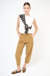 PANTALONE CARROT GABARDINA TINTO CAPO BAMBOO
