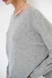 MAGLIA SCATOLINA TAGLIO VIVO FONDO MISTO CACHEMIRE GRIGIO MEDIO