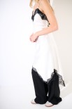 ABITO CON PIZZO A CONTRASTO BEIGE