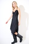 ABITO CON PIZZO A CONTRASTO NERO