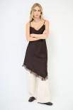ABITO CON PIZZO A CONTRASTO MORO