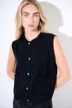 GILET CON TASCHE E BOTTONI GIOIELLO NERO