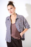 CAMICIA OVER QUADRI PATCH SCRITTA BLU
