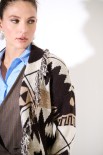 GIACCA KIMONO IN MAGLIACON CINTURA DISEGNO PAISLEY BURRO