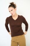 MAGLIA SCOLLO V MISTO LANA MERINOS MORO