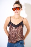 TOP CON PIZZO MORO