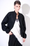 GIACCA CON ZIP CANNA DI FUCILE CON TIRA ZIP NERO