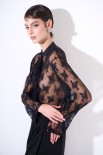 CAMICIA PIZZO CON ROUCHES NERO