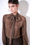 CAMICIA FIOCCO MARRONE