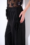 PANTALONE CARGO CON FRANGE TASCHE DAINETTO NERO