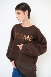 FELPA GARZATA CON SPACCHI SCRITTA PAILLETTES MORO