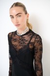 ABITO LUNGO RASO CON PIZZO NERO