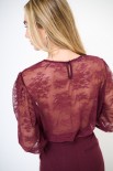 MAGLIA OVER CON POLSINO MANICA PIZZO VINO