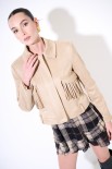 GIACCA CORTA CON ZIP FRANGE TASCHE BEIGE
