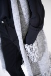 GILET LUNGO FRANGE + TASCHE GRIGIO