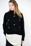 MAGLIA COLLO ALTO OVER CON APPLICAZIONI NERO
