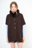 MANTELLA CON BOTTONI E COLLO PELLICCIA COFFEE