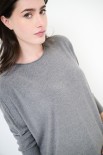 MAGLIA OVER MICROPAILLETTES GRIGIO