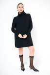 MAGLIA/ABITO OVER COLLO ALTO A CHICCO DI RISO NERO