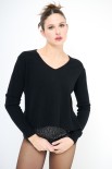 MAGLIA A V CON COSTINA FONDO PIU CORTA DAV. NERO