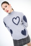 MAGLIA COLLO CRATERE CUORI PELLICCIA GRIGIO